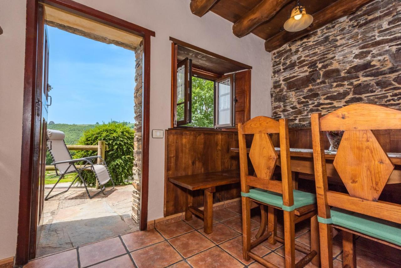 Apartamentos Rurales Casa Riveras Santa Eulalia de Oscos Extérieur photo