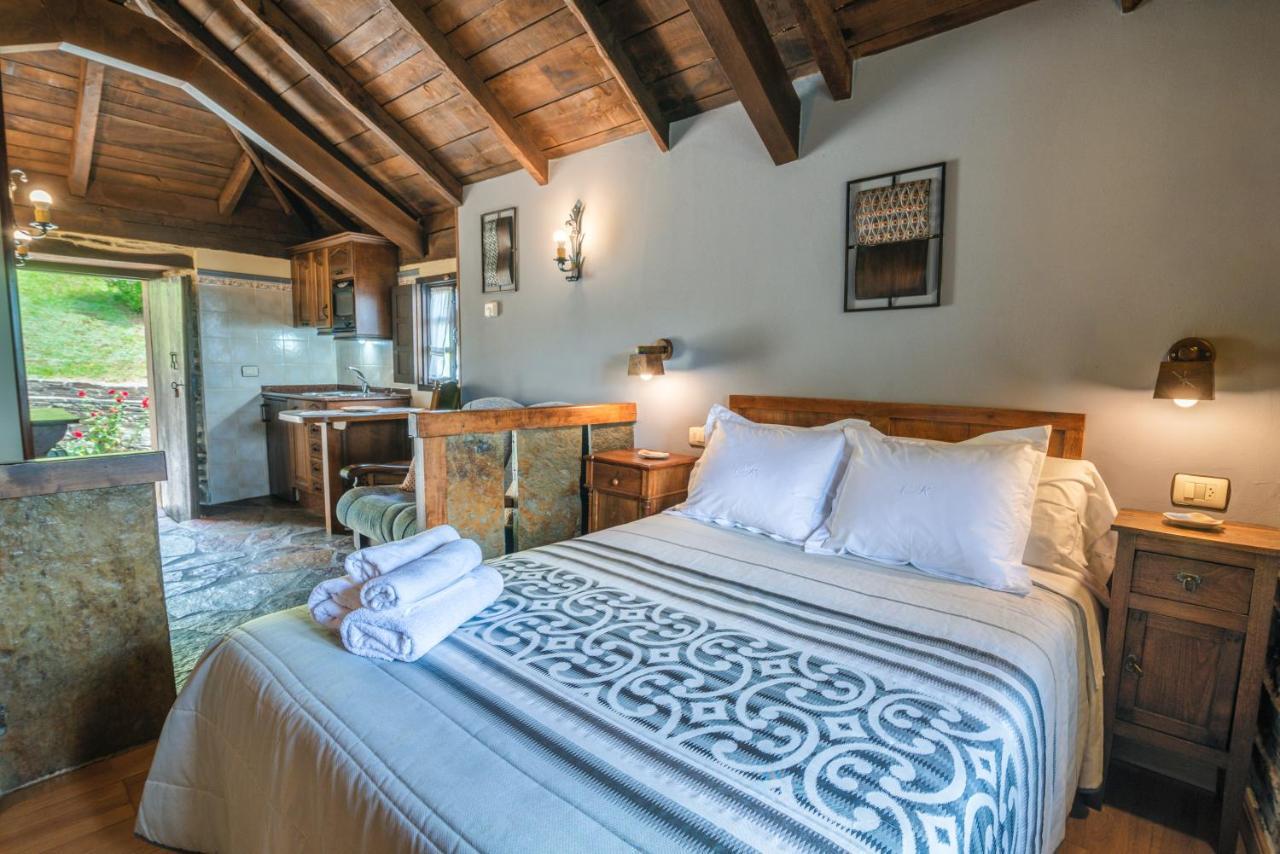 Apartamentos Rurales Casa Riveras Santa Eulalia de Oscos Extérieur photo